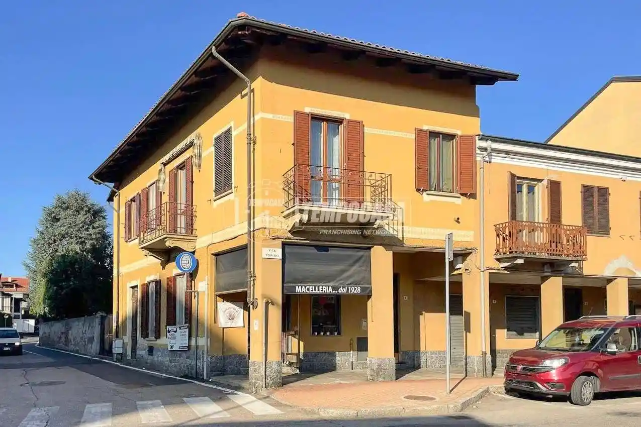 Appartamento in vendita a Trofarello