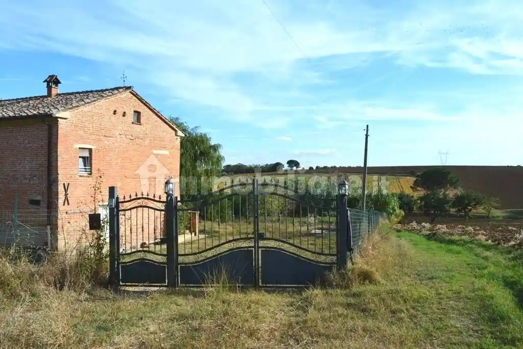 Villa a schiera via della Vittoria, Petrignano, Castiglione del Lago - foto 2