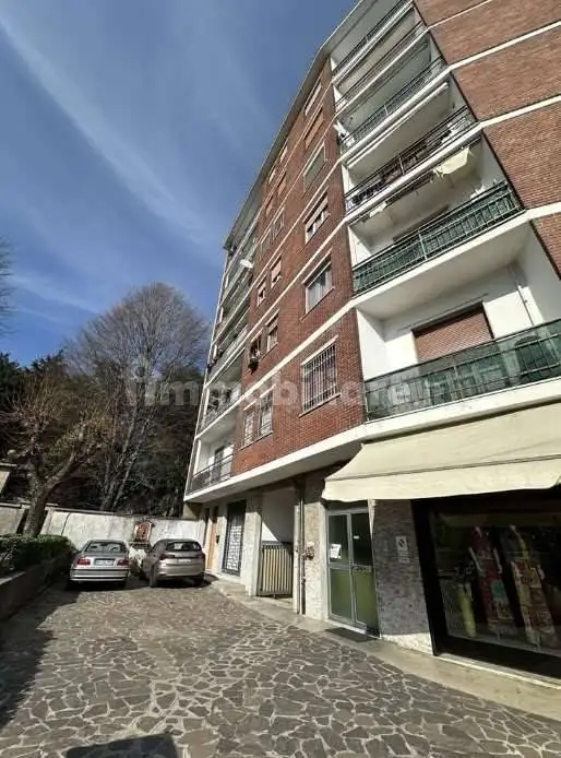 Appartamento in asta a Veduggio con Colzano