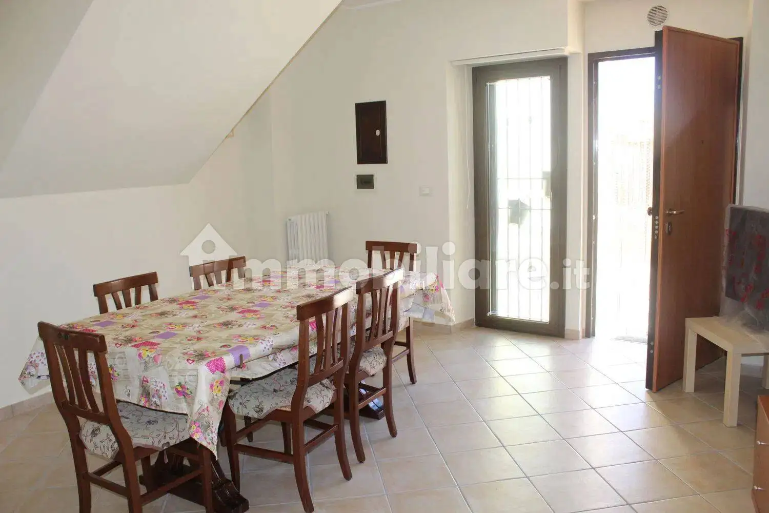 Trilocale via Umberto I, Centro, Elice - foto 4