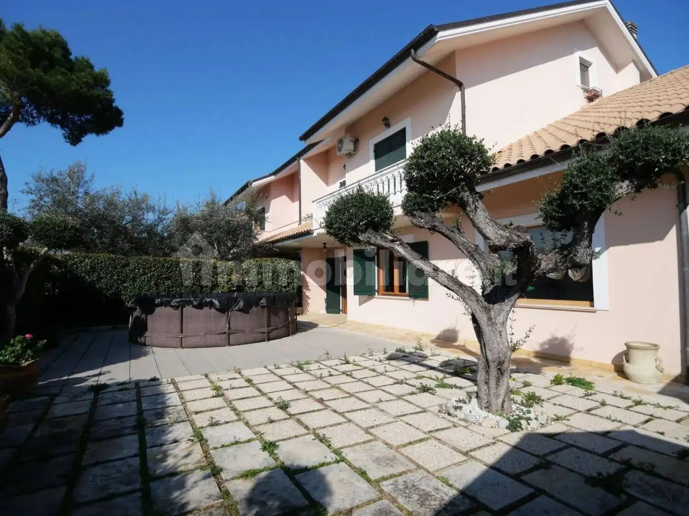 Villa a schiera viale Dei Pini, 179, Centro, Collecorvino - foto 2