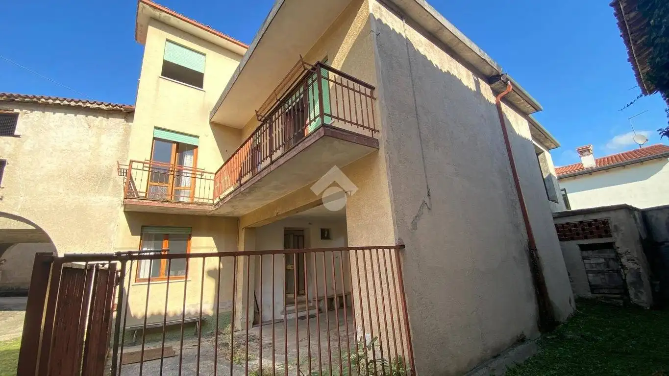 Casa indipendente in vendita a Zugliano