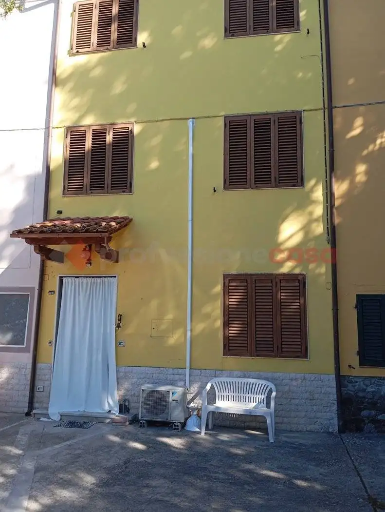 Casa indipendente in vendita a Lucca