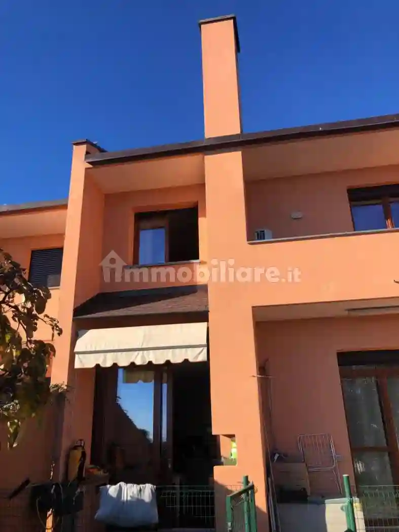 Villetta a schiera - foto 2