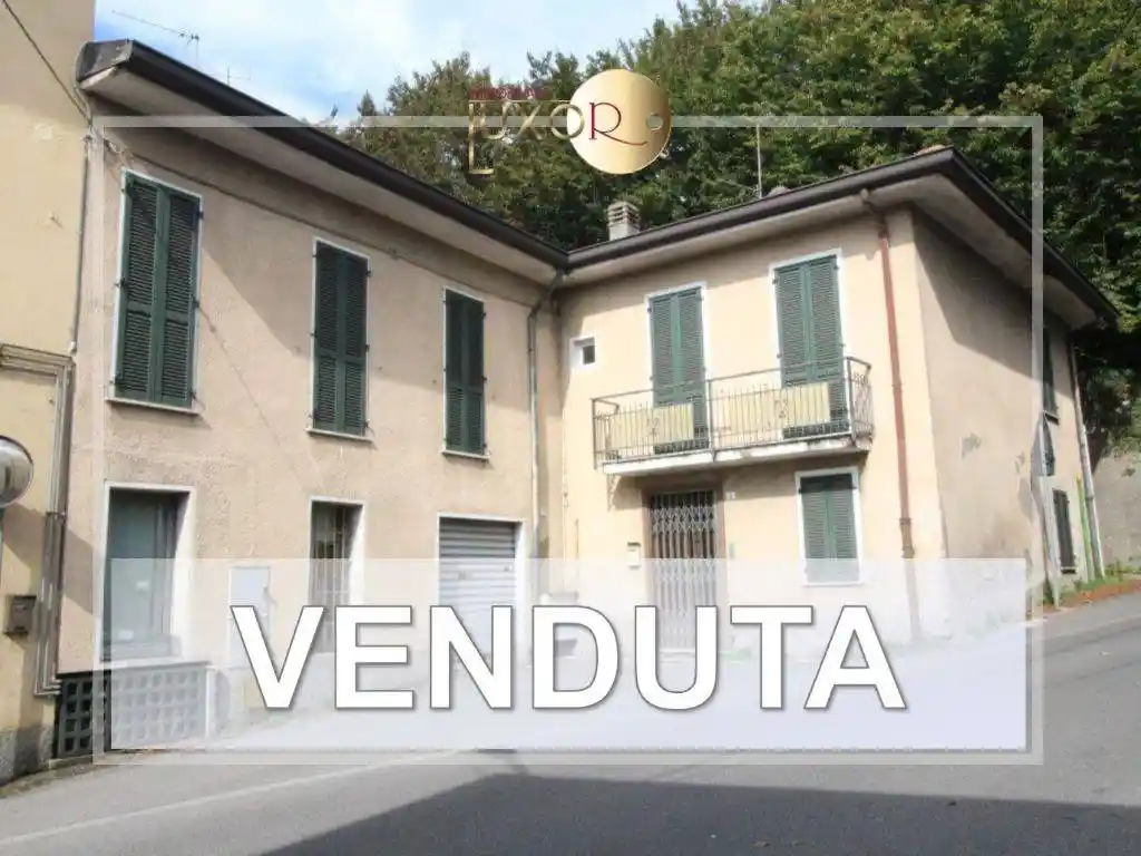 Casa indipendente in vendita a Monticello Brianza