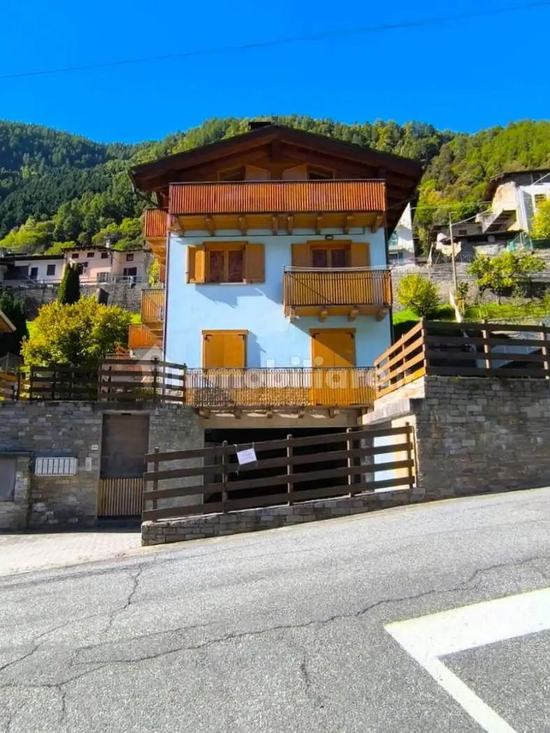 Appartamento in vendita a Torre di Santa Maria