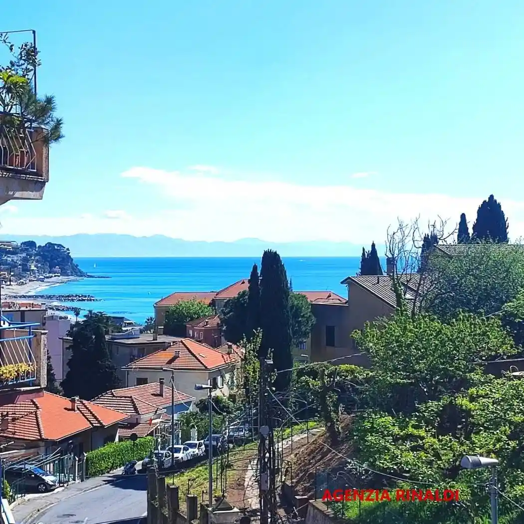 Appartamento in vendita a Albissola Marina