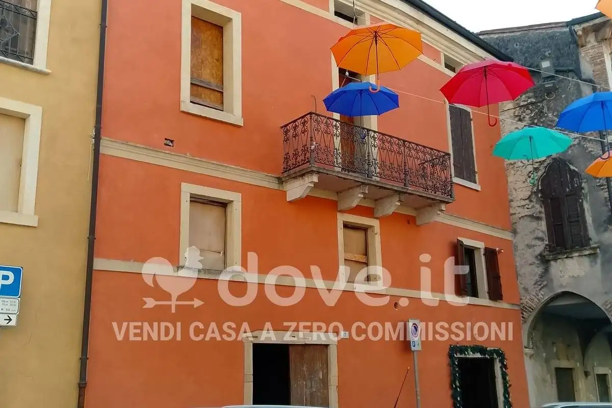 Palazzo - Edificio in vendita a Soave