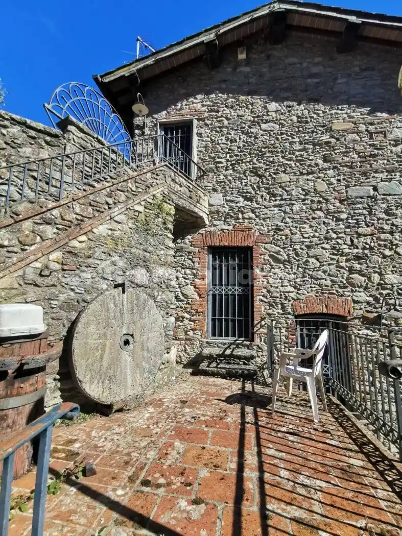 Casale via di Vorno, Vorno, Capannori - foto 2