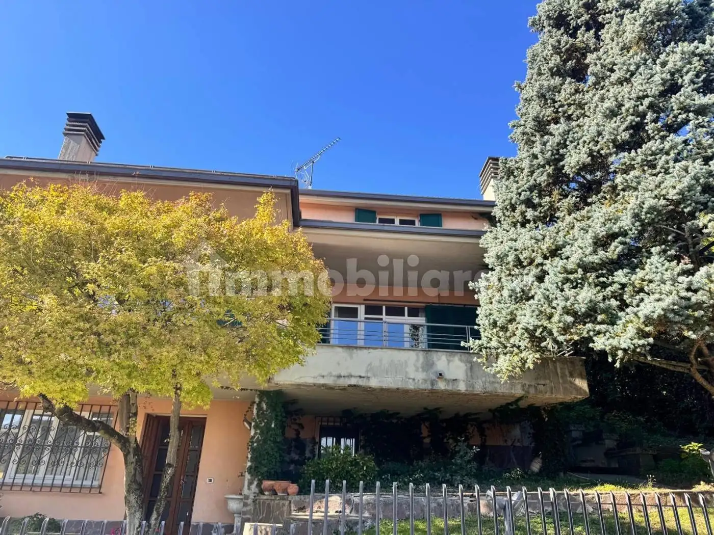 Villa in vendita a Godiasco Salice Terme
