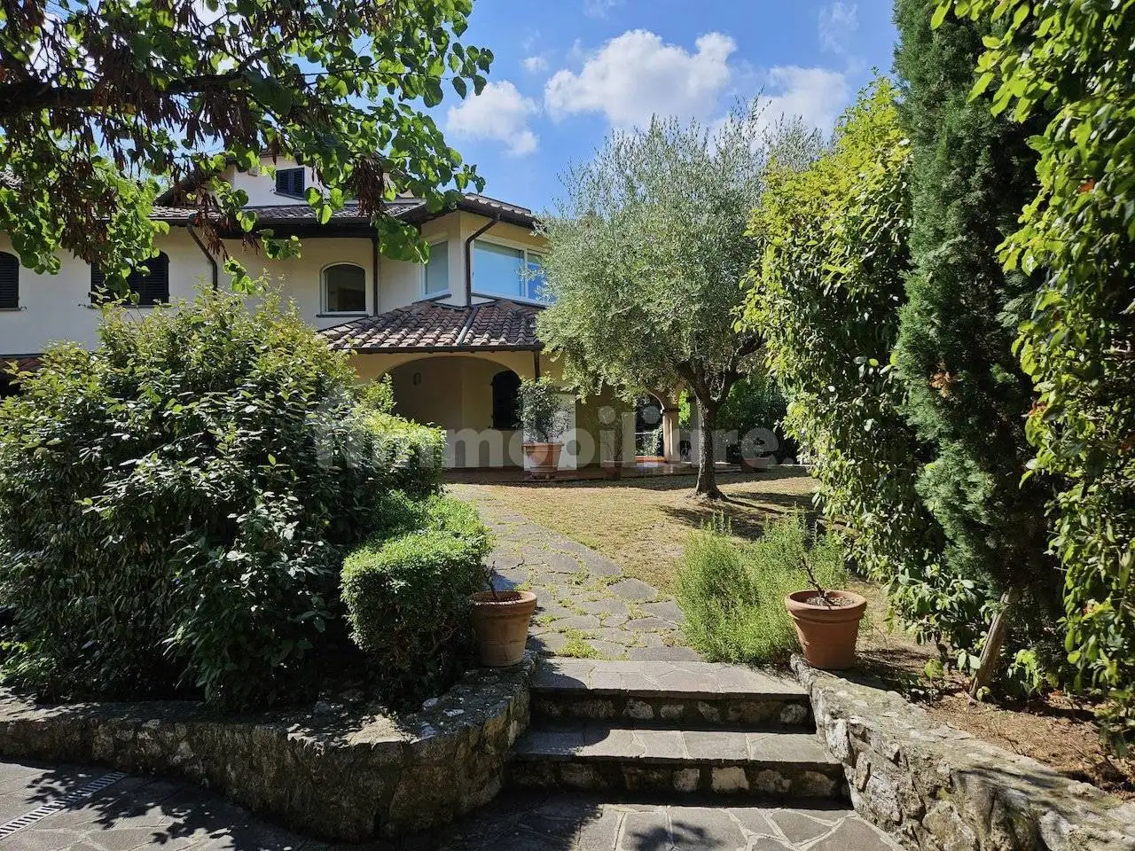 Villa in vendita a Prato