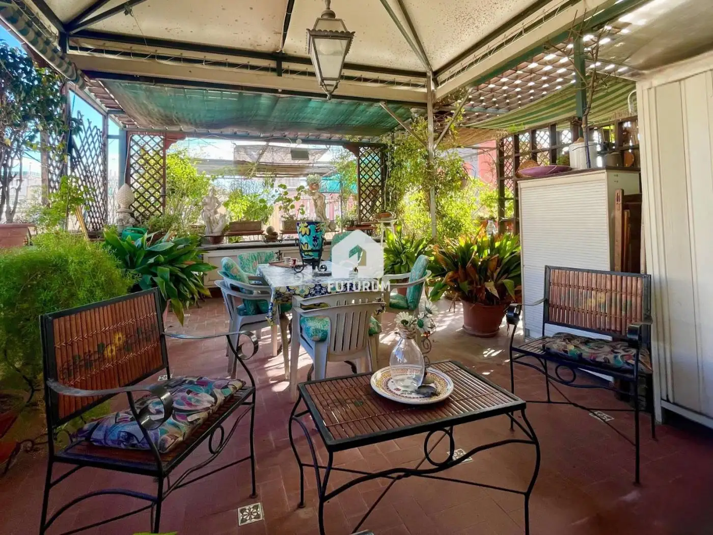 Appartamento in vendita a Napoli