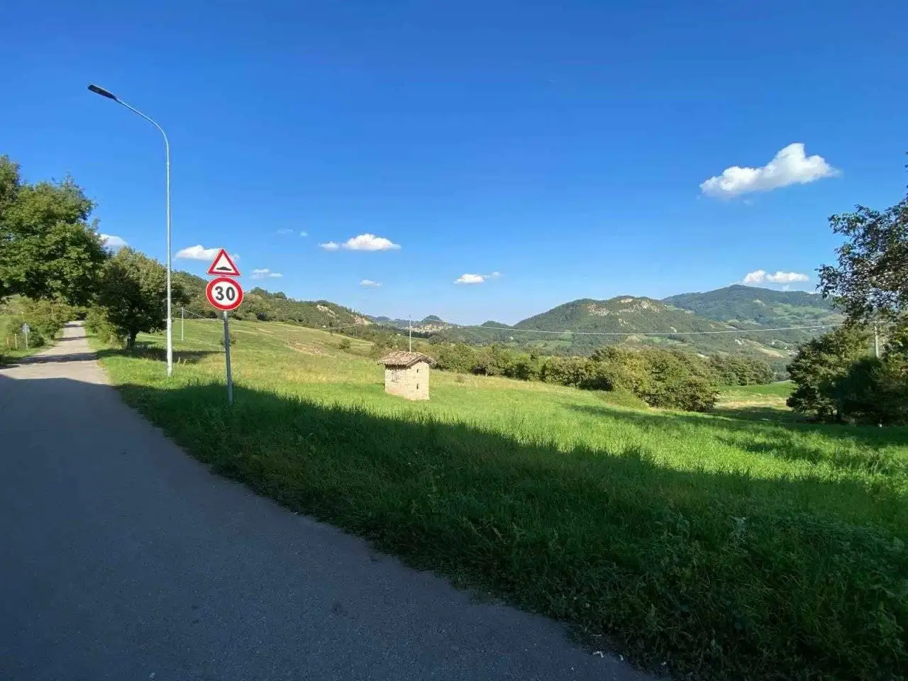 Terratetto plurifamiliare 300 m², da ristrutturare, Castelnovo Ne' Monti - foto 2