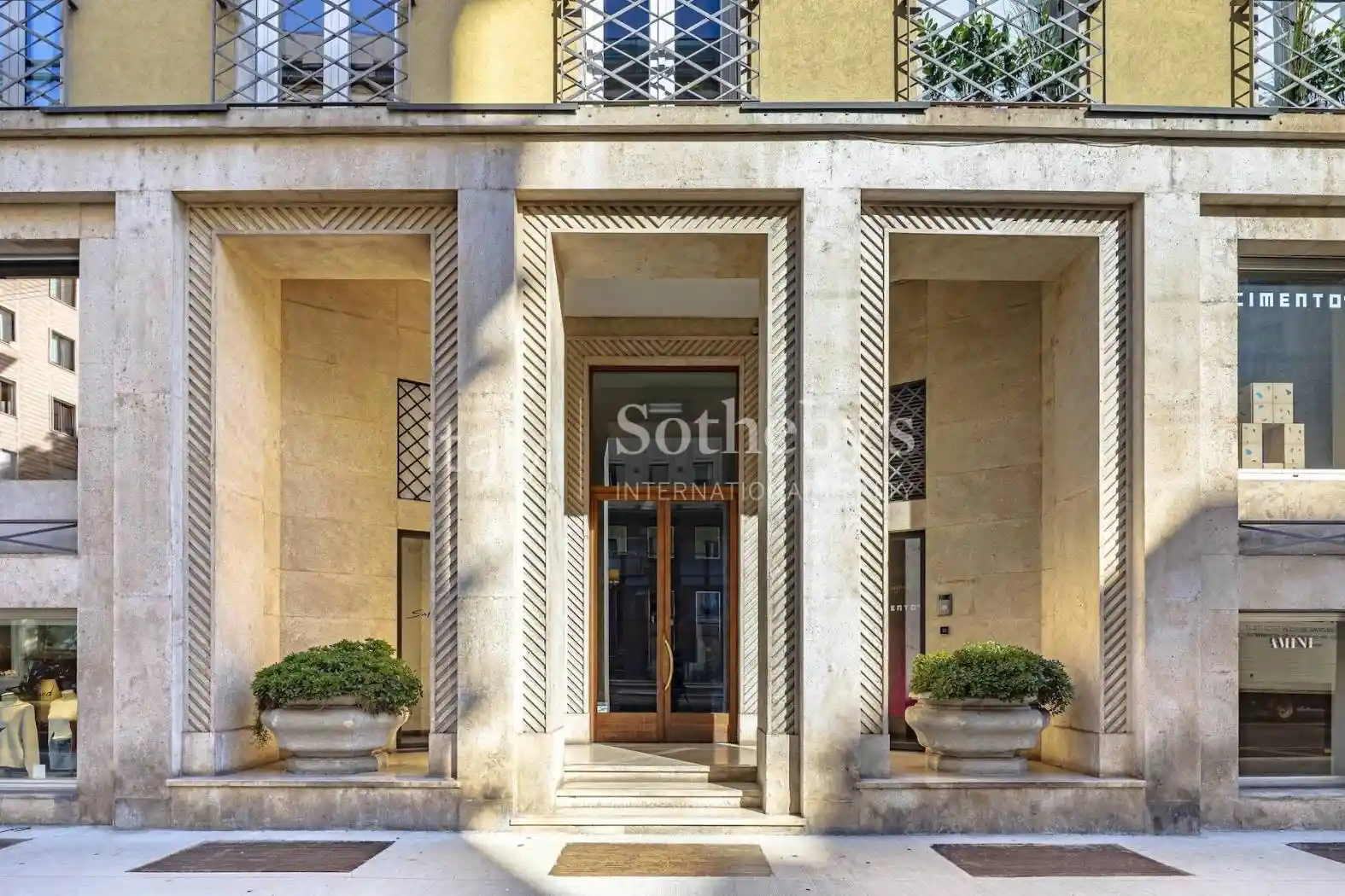 Quadrilocale via Borgogna, San Babila, Milano - foto 2