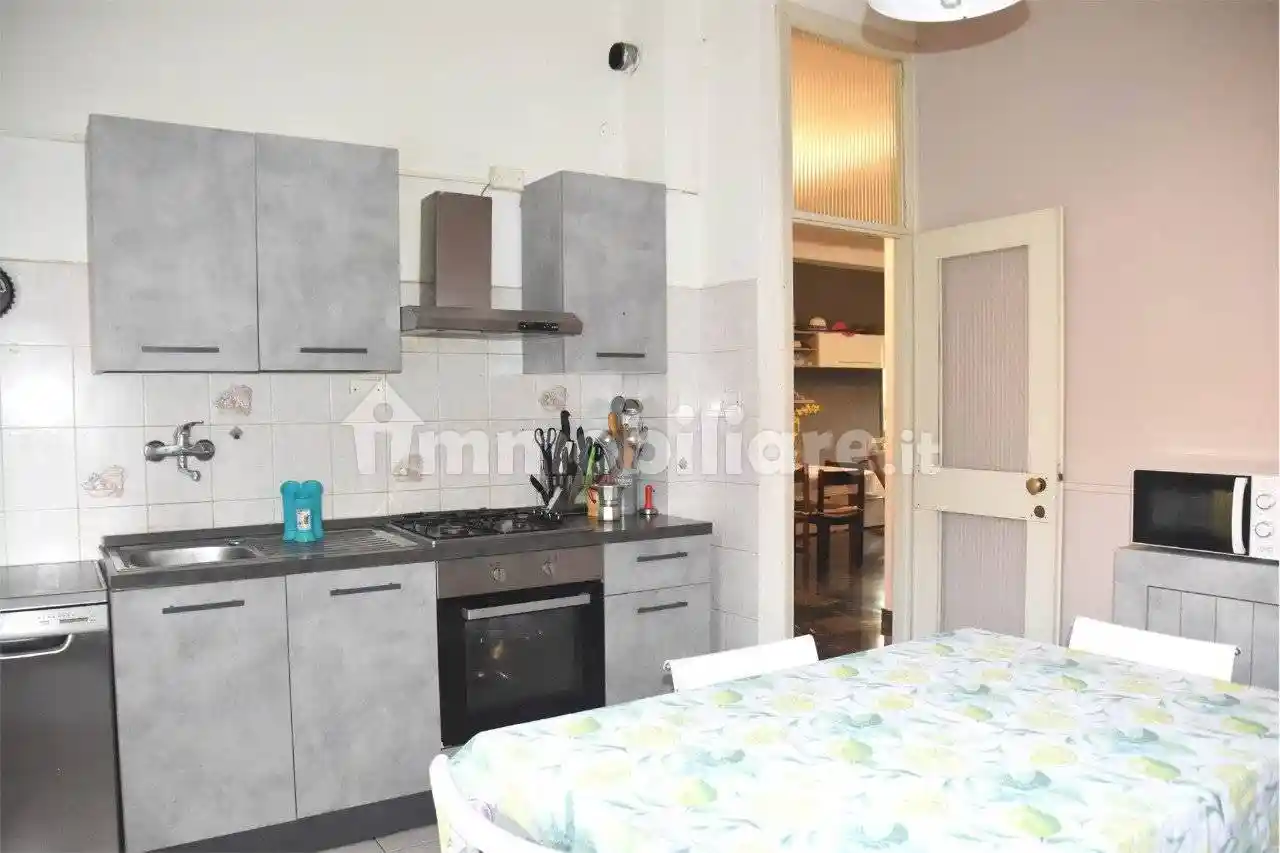 Appartamento in vendita a Modena