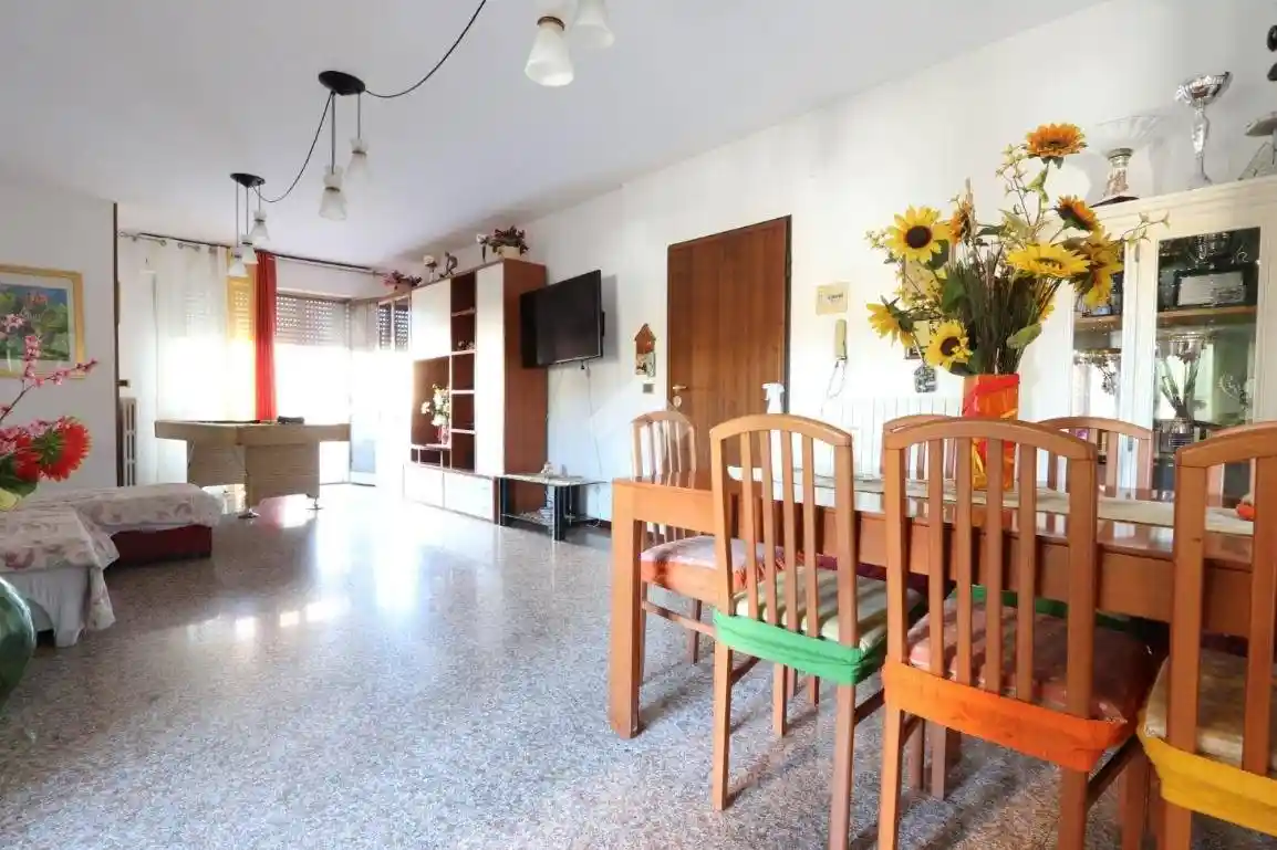 Appartamento via E. De Filippo 8, Villa Rosa, Martinsicuro - foto 2