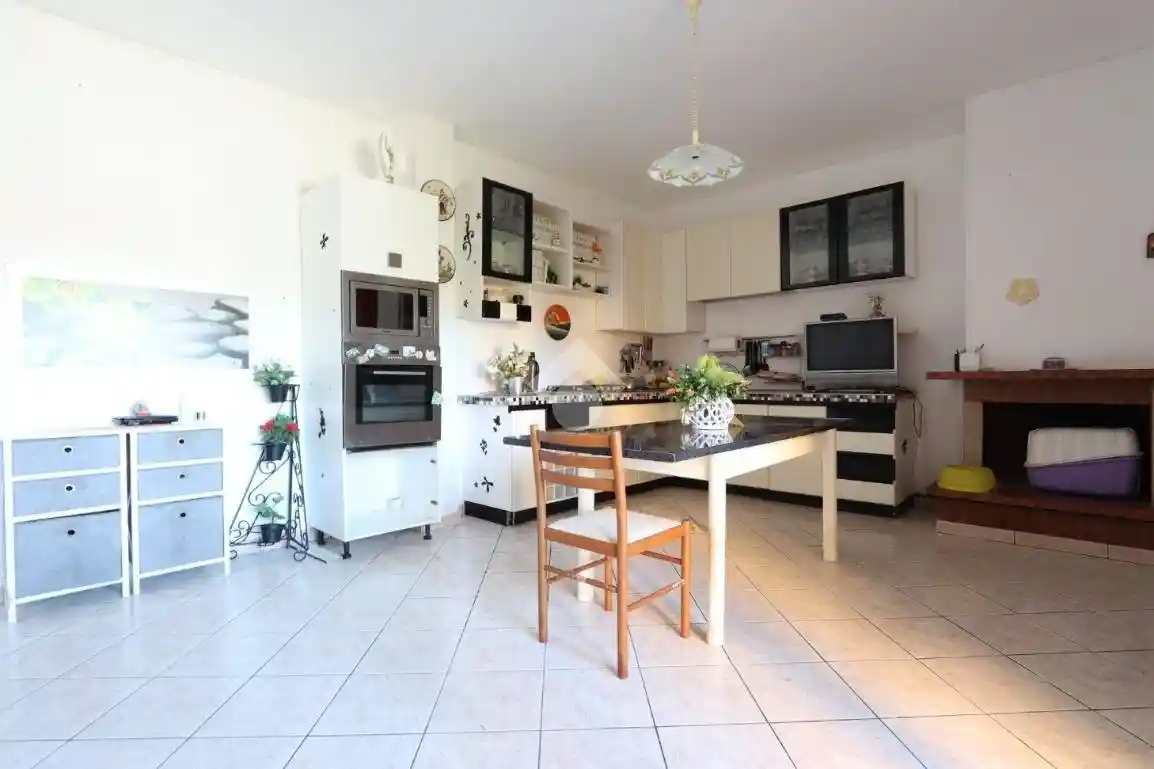 Appartamento via E. De Filippo 8, Villa Rosa, Martinsicuro - foto 4