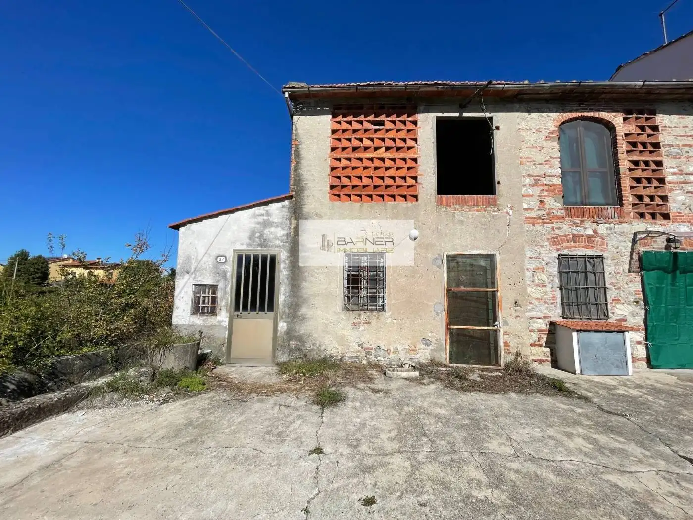 Rustico - Casale in vendita a Lucca