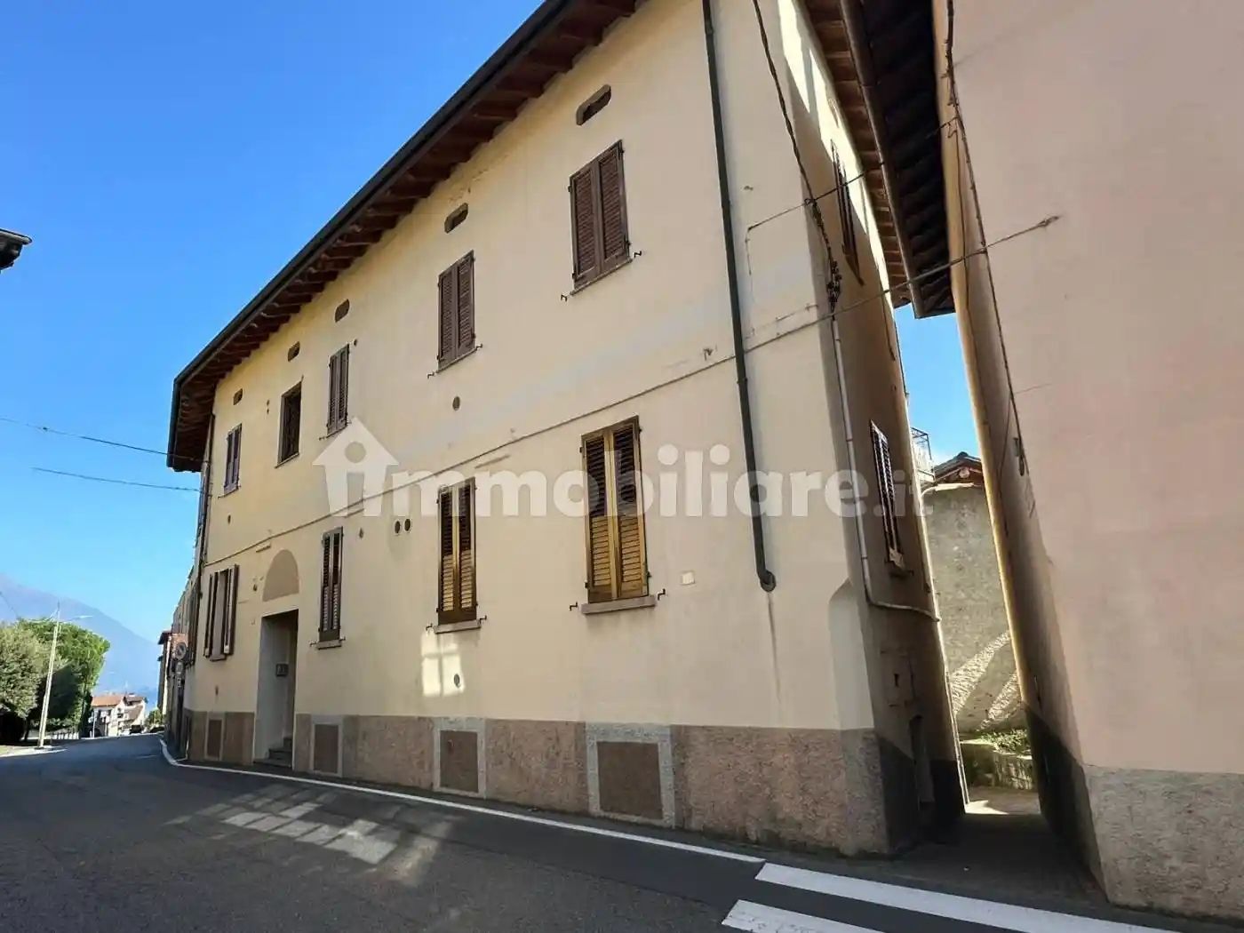 Appartamento in vendita a Gravedona ed Uniti