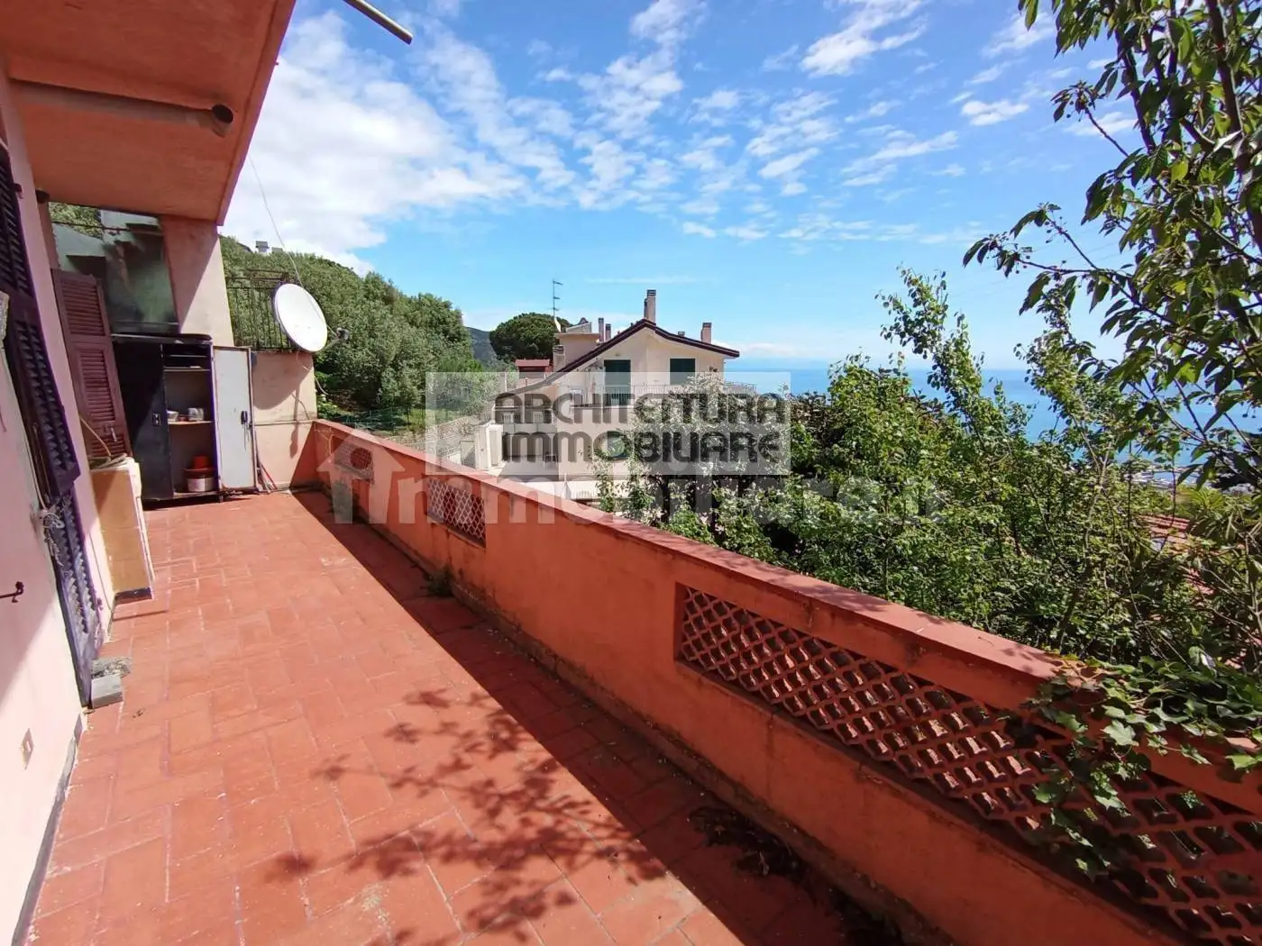 Villa in vendita a Varazze