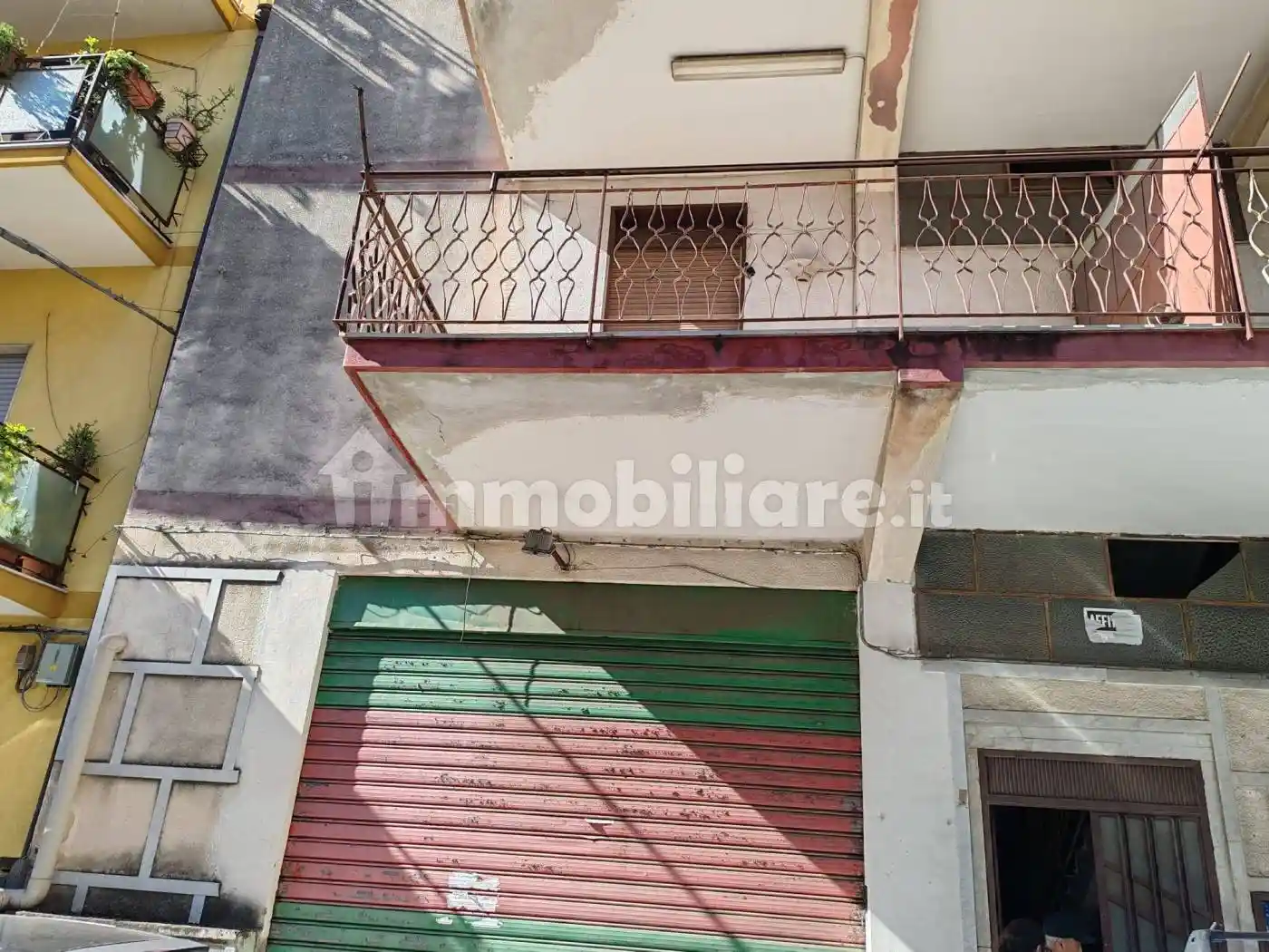 Palazzo - Edificio in vendita a Catania