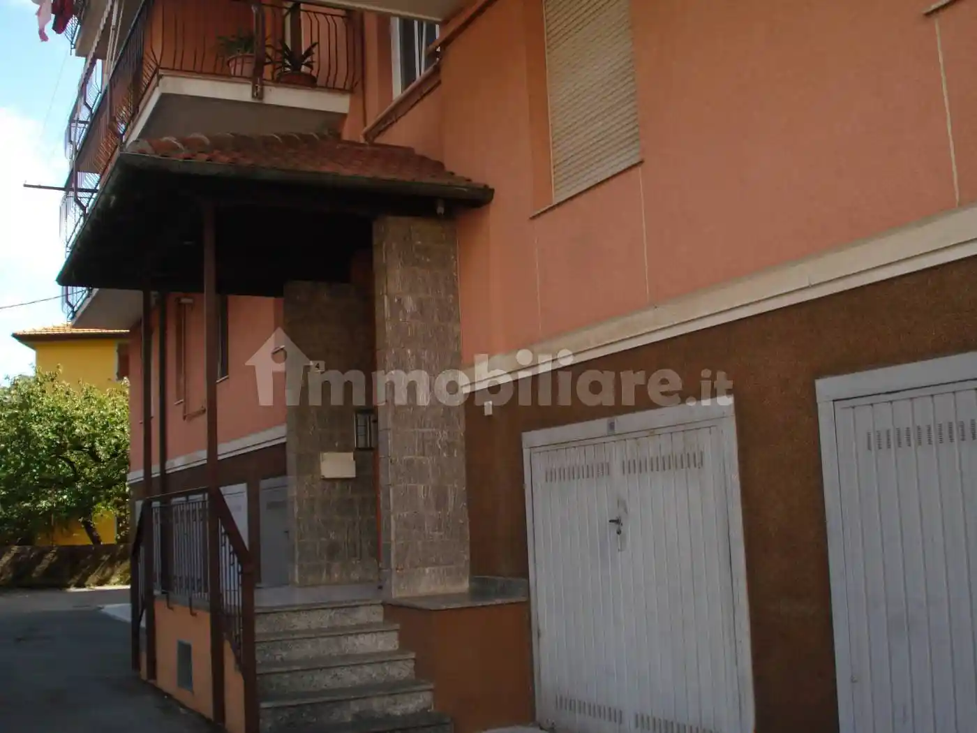 Appartamento in vendita a Serra Riccò