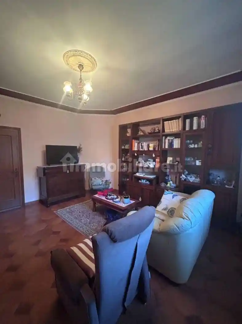 Villa in vendita a Suzzara