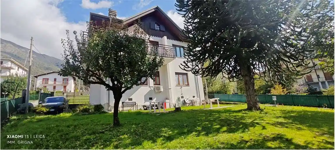 Villa in vendita a Barzio