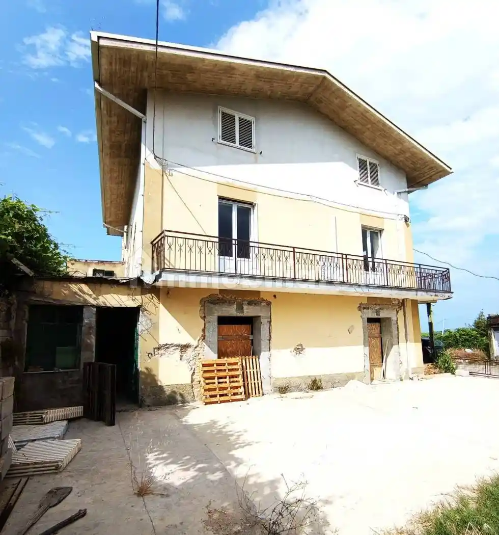 Villa in vendita a Crecchio