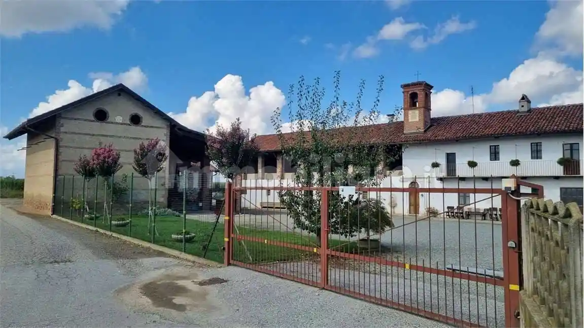 Rustico - Casale in vendita a Savigliano