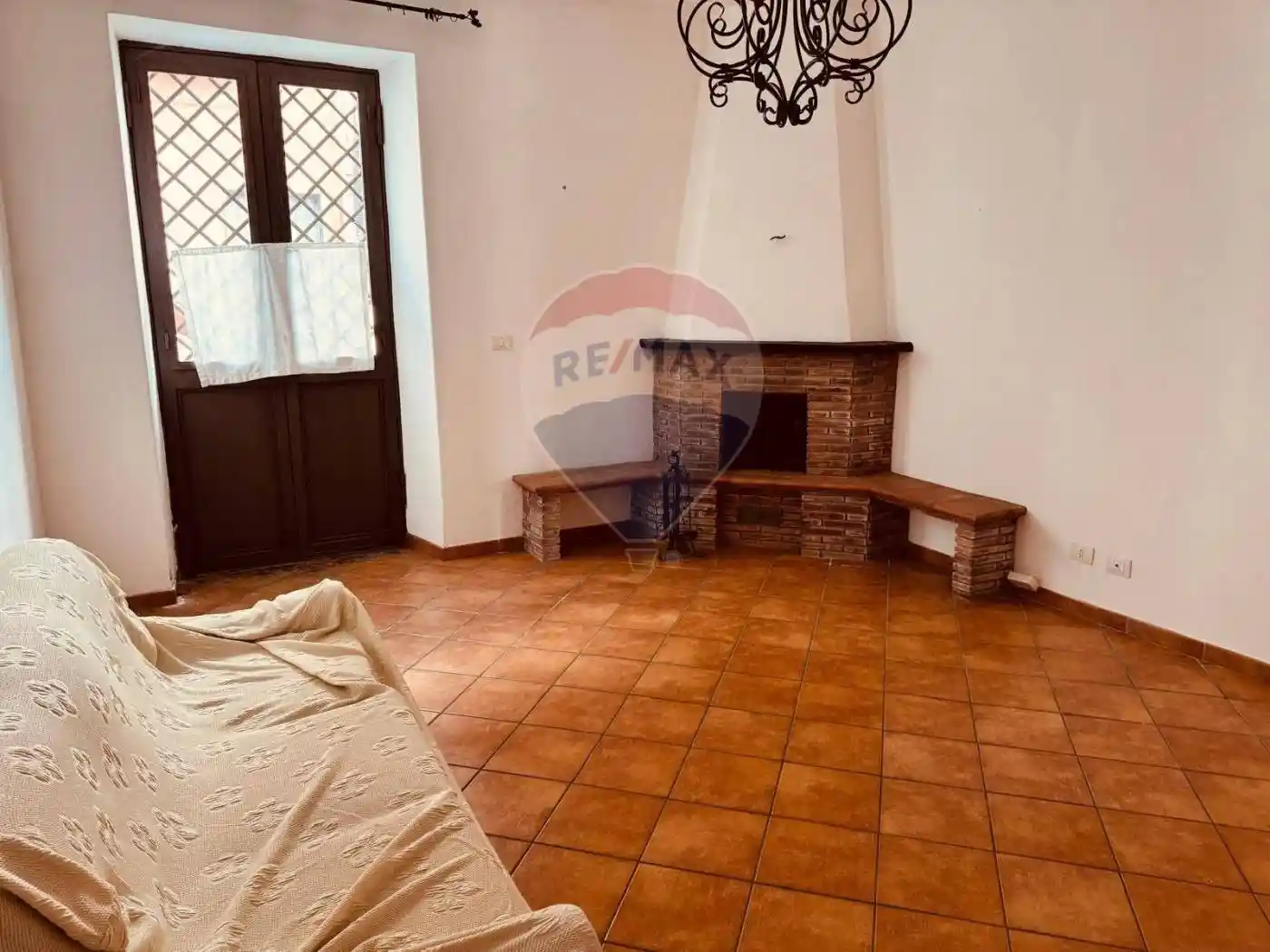 Terratetto unifamiliare via Guglielmo Marconi 14/16, Centro, Zafferana Etnea - foto 5