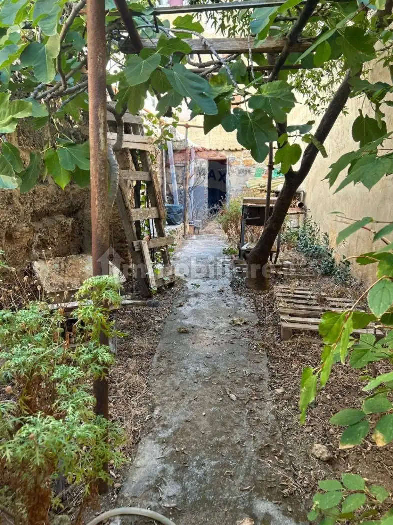 Casa indipendente in vendita a Palermo