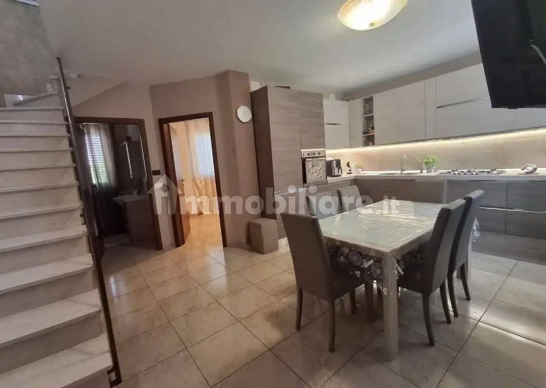 Quadrilocale viale della Vittoria, San Francesco - Papa Giovanni XXIII, Jesi