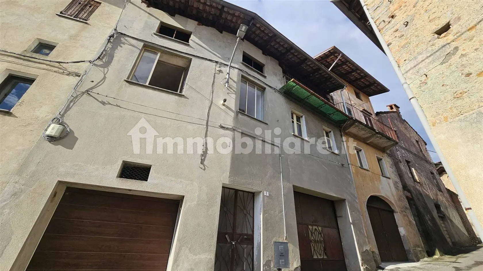 Casa indipendente in vendita a Brusnengo