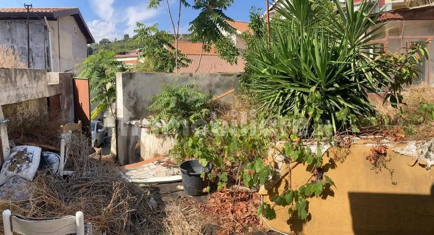 Rustico - Casale in vendita a Aci Catena