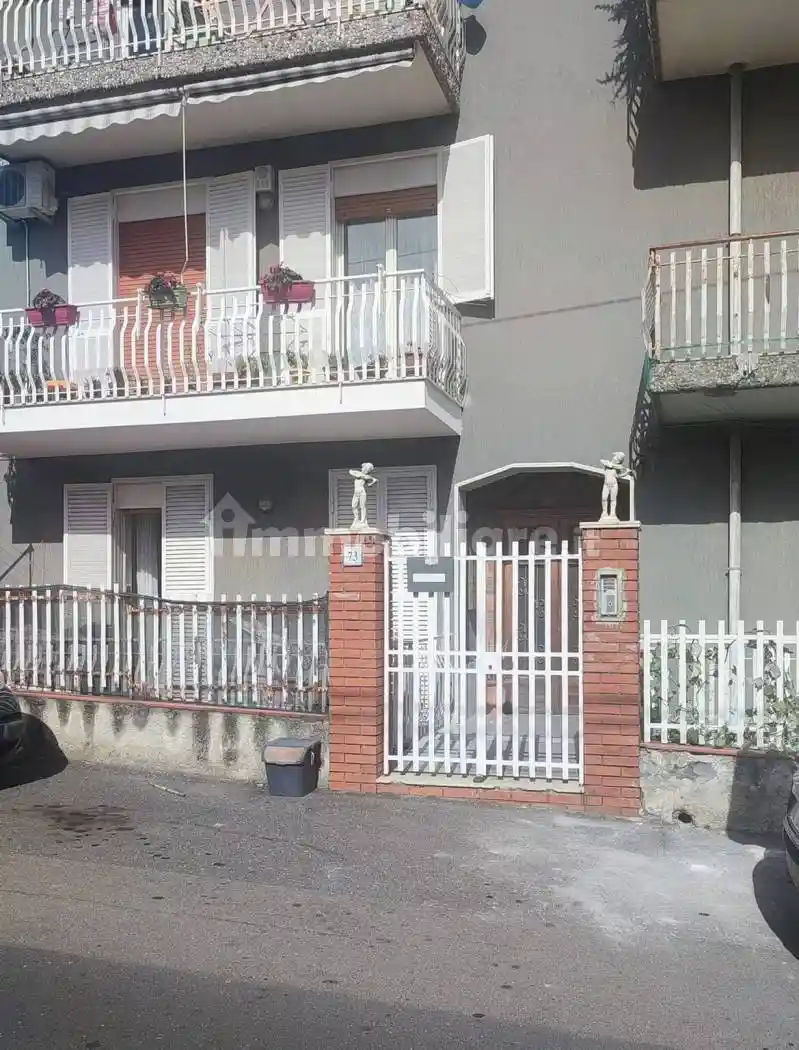 Appartamento in vendita a Aci Catena