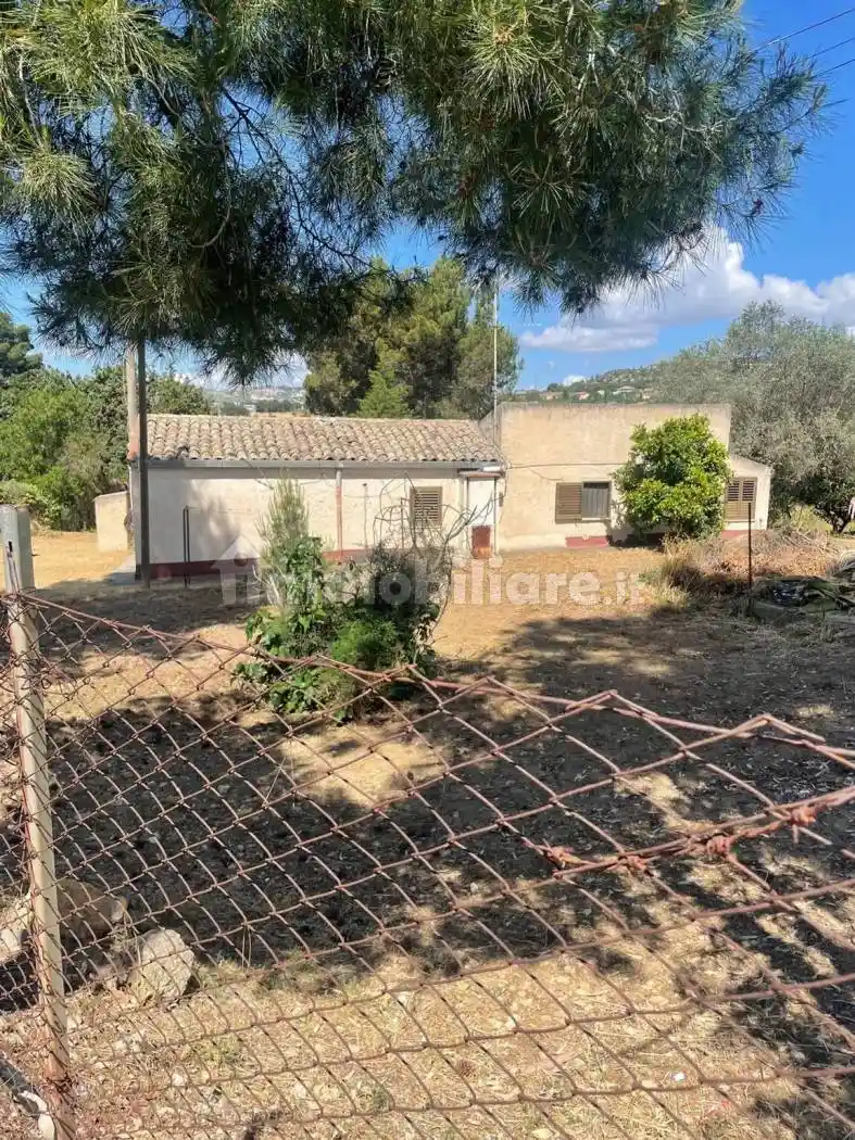 Villa in vendita a Caltanissetta
