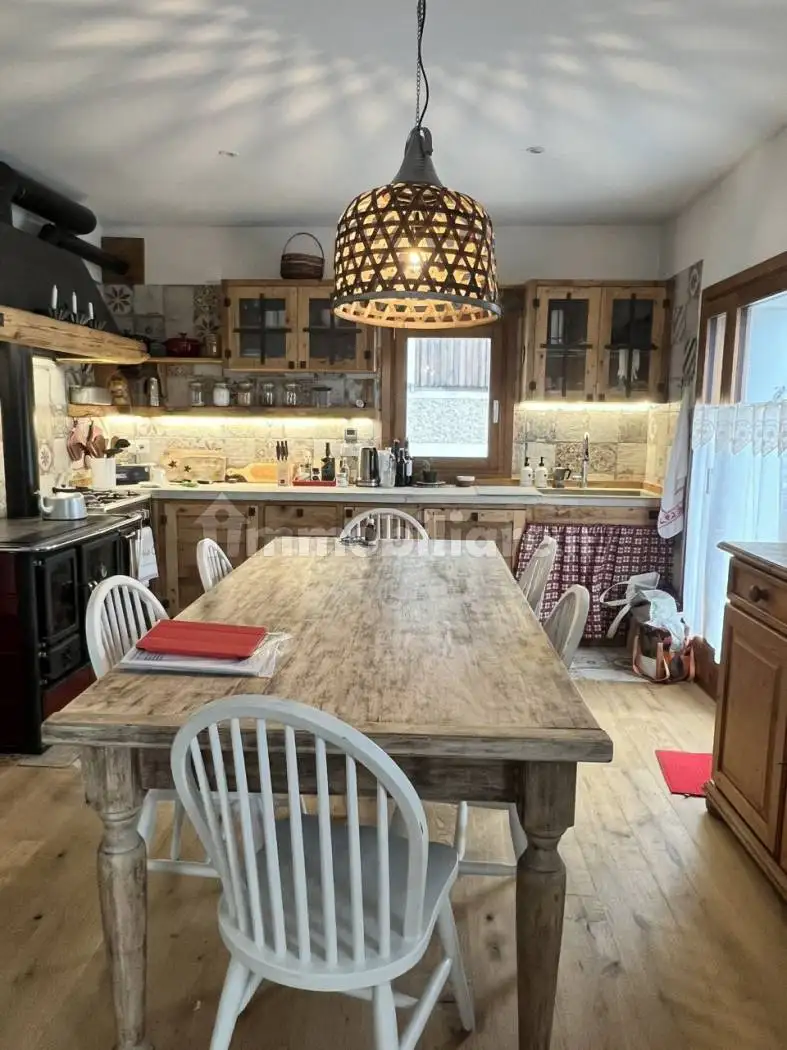 Casa indipendente in vendita a San Pietro di Cadore