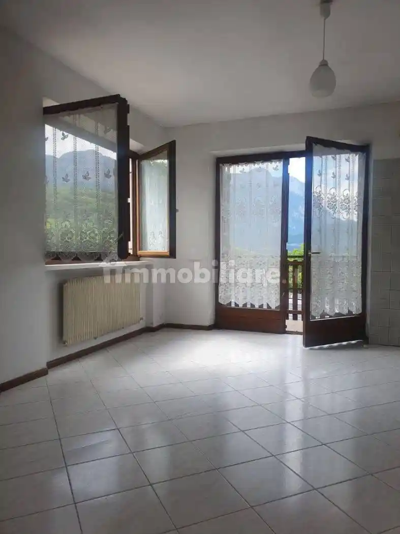 Appartamento Strada per Le Tre Cime, Sopramonte, Trento - foto 3