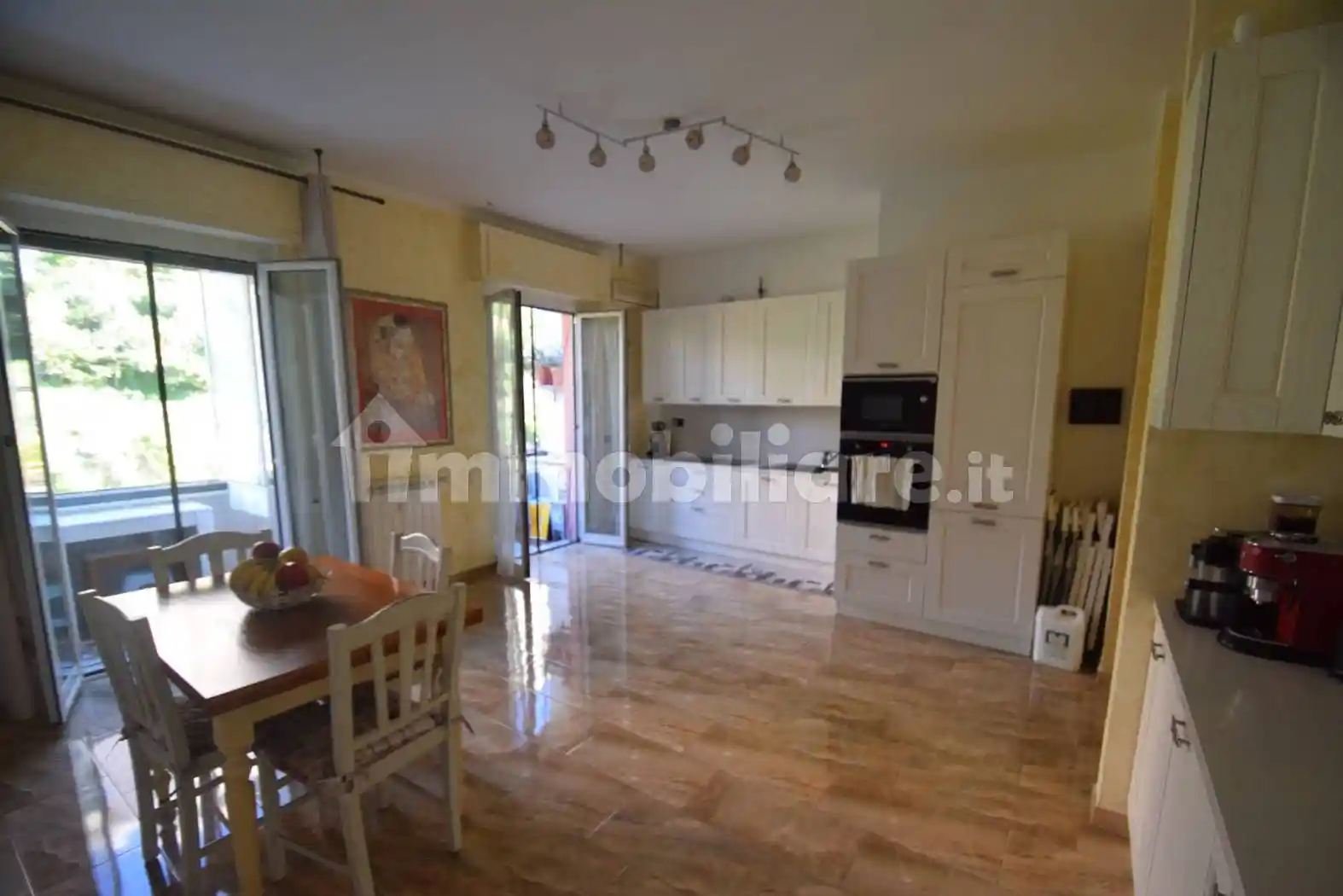 Appartamento in vendita a Genova