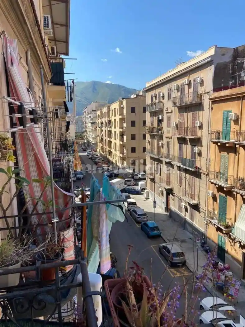 Appartamento in vendita a Palermo