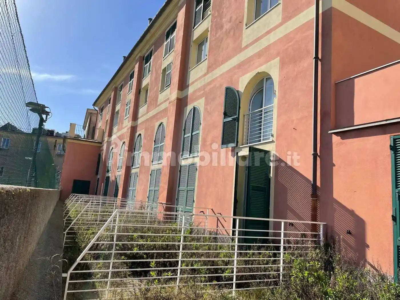 Palazzo - Edificio in vendita a Genova