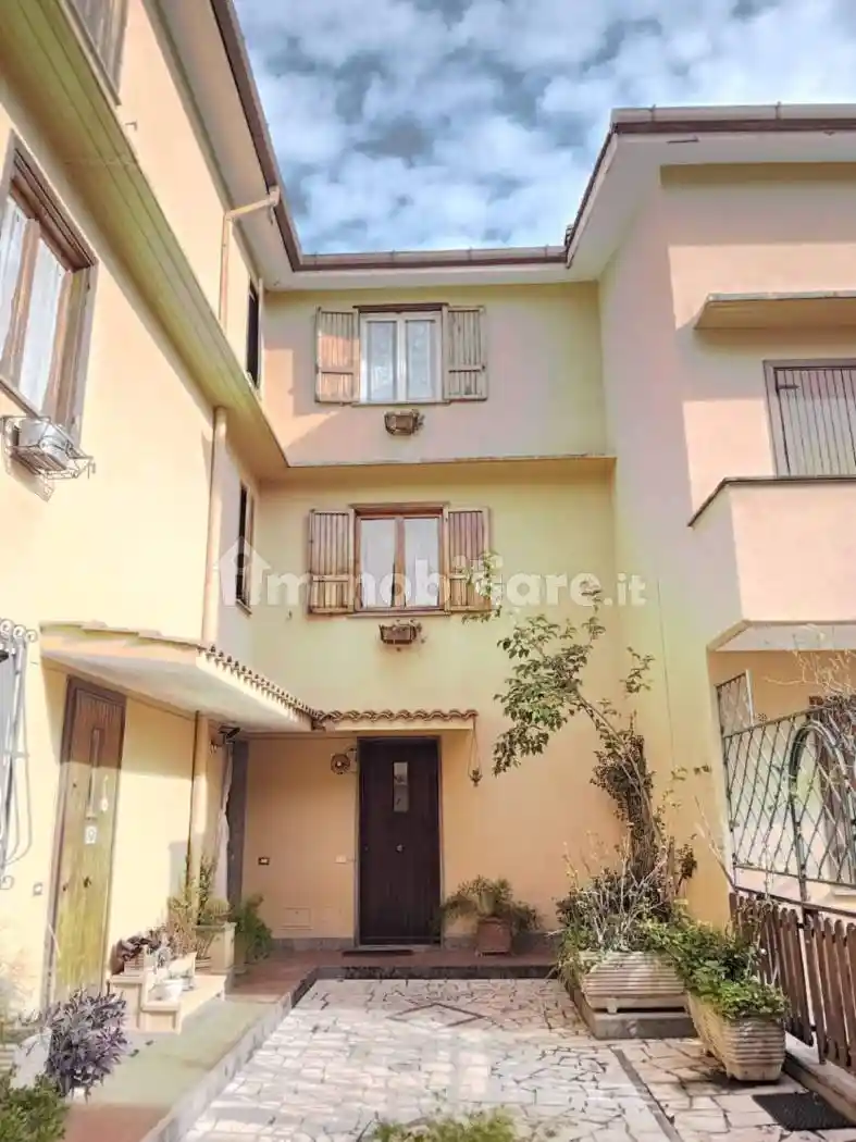 Casa indipendente in vendita a Formello