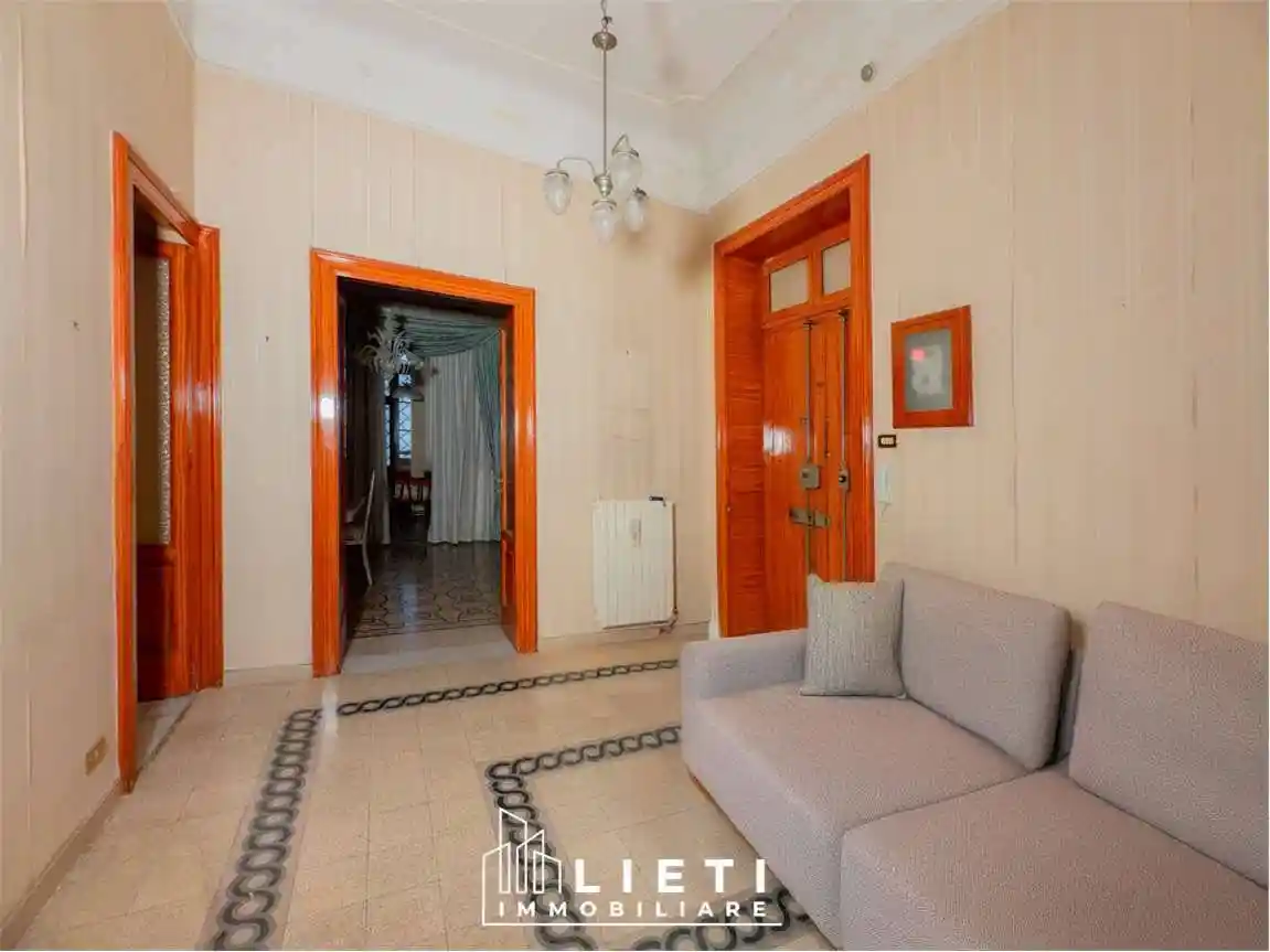 Appartamento in vendita a Taranto