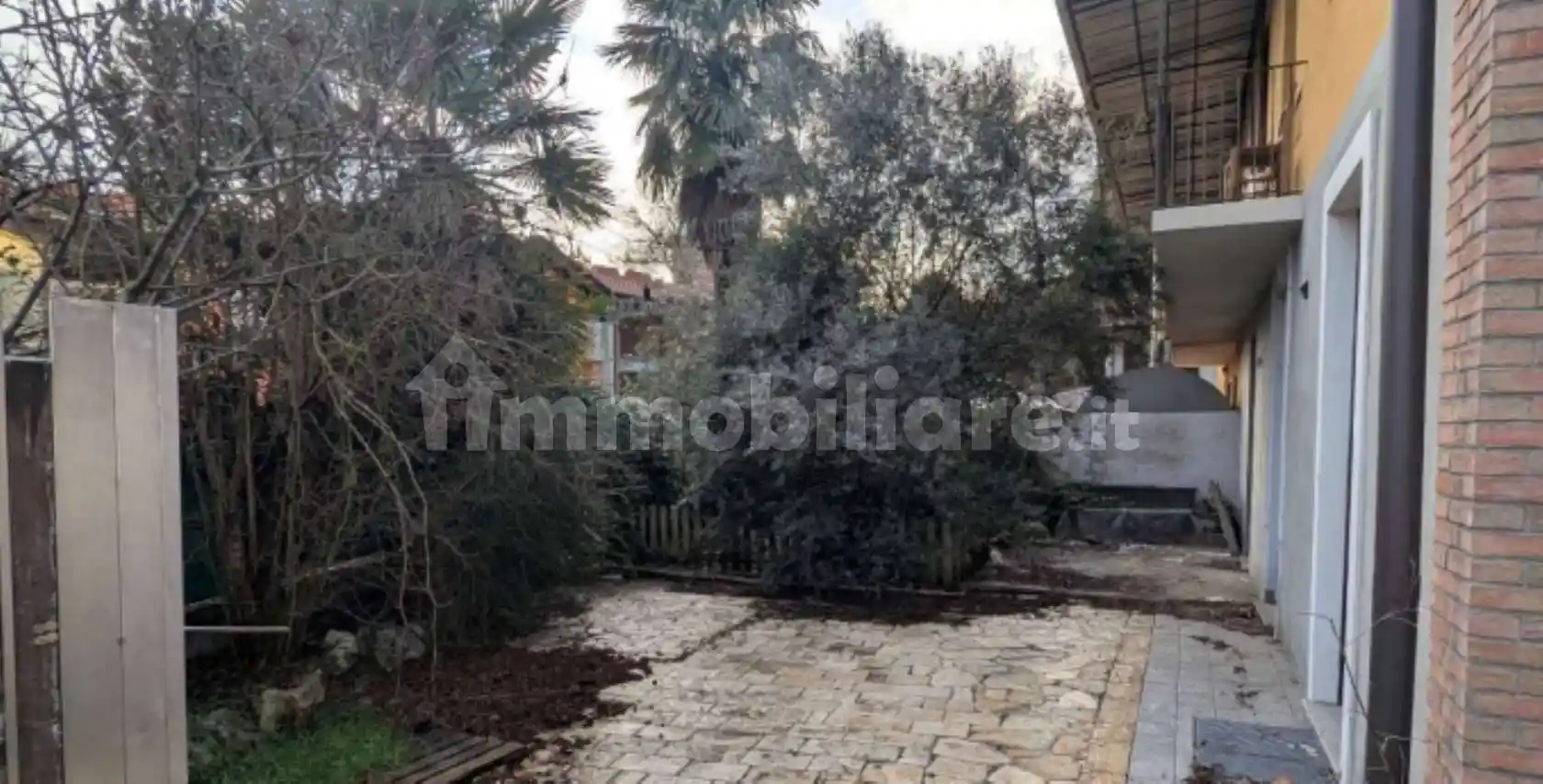 Appartamento all'asta via Nino Bixio, Biandronno - foto 5