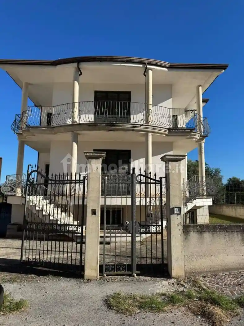 Villa bifamiliare, nuova, 390 m², Dugenta - foto 2