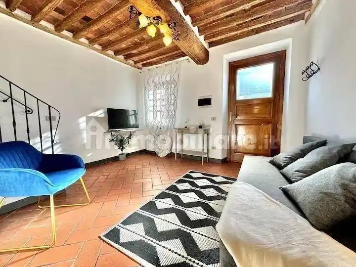 Casa indipendente in vendita a Lucca