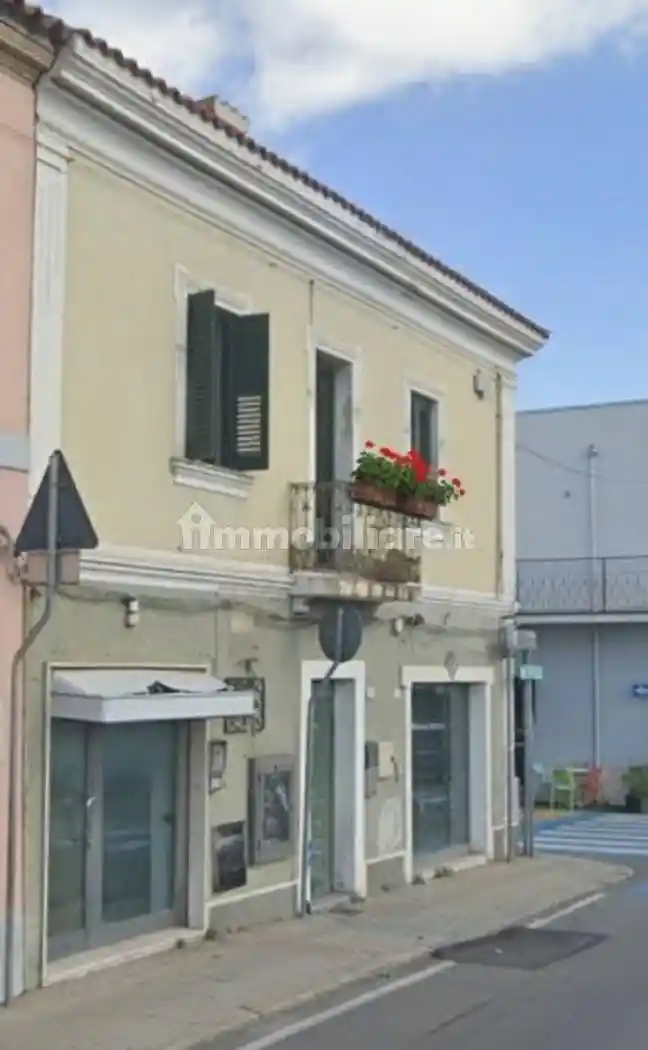 Palazzo - Edificio in vendita a Olbia