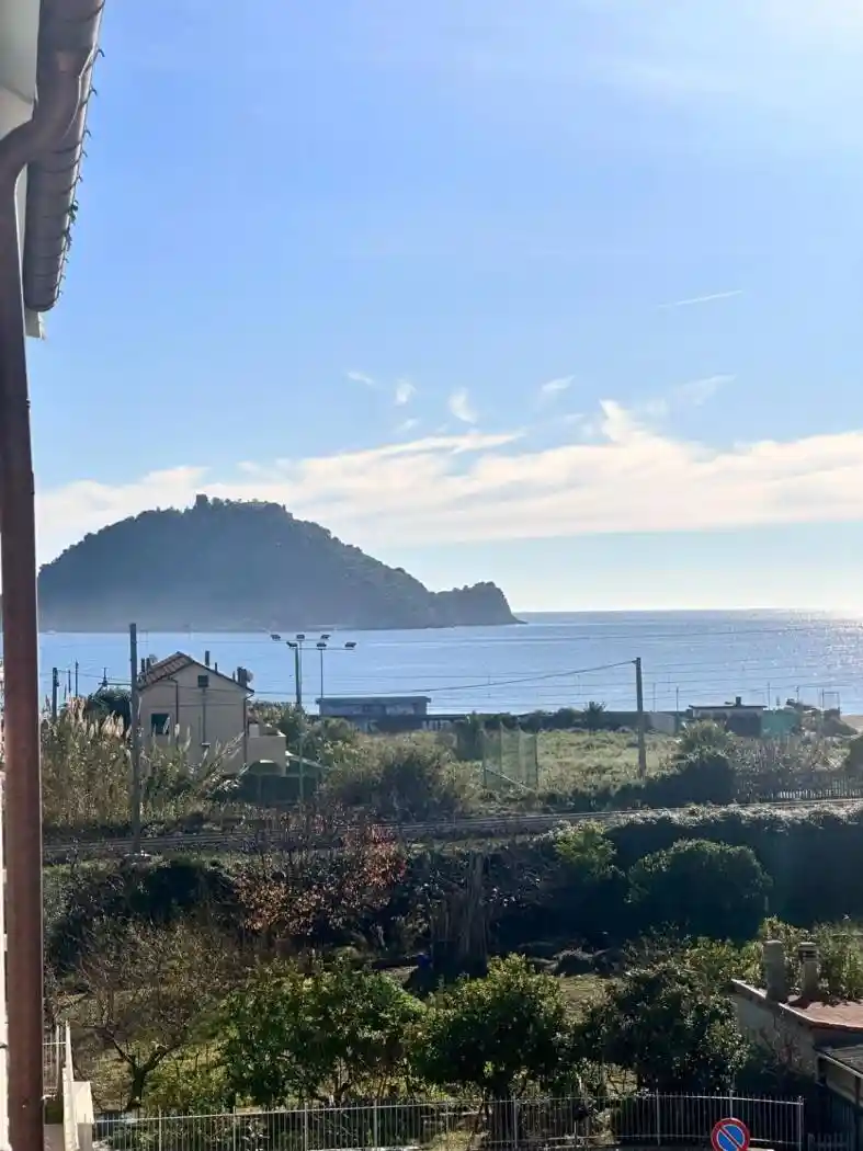 Appartamento in vendita a Albenga