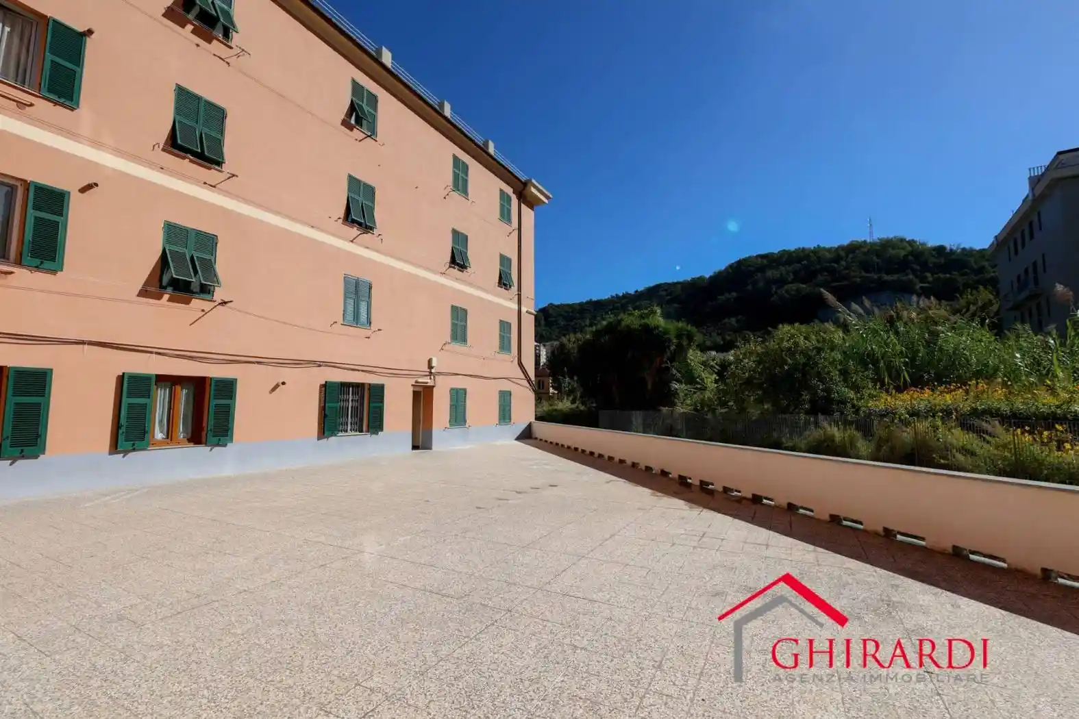 Appartamento in vendita a Genova